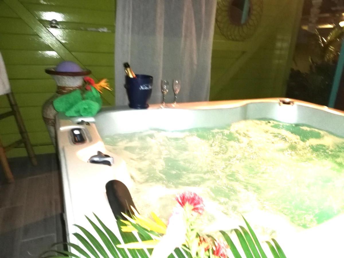 Au Sable D'Or - Spa - Wifi- Piscine Deshaies Zewnętrze zdjęcie